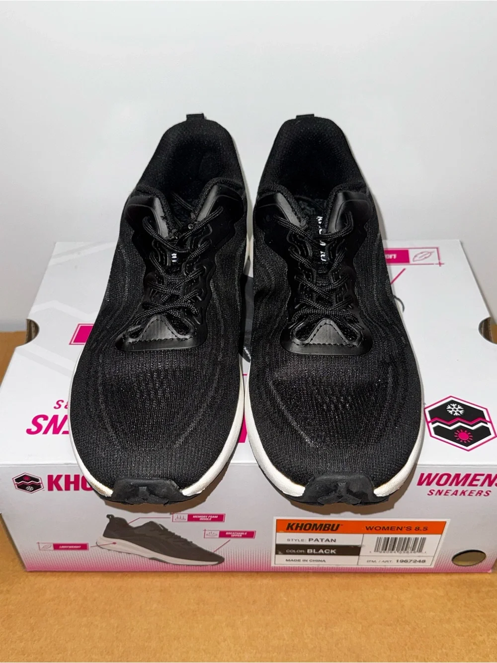 Khombu Patan Sneakers Women's 8.5 Black Athletic Memory Foam - Excellent